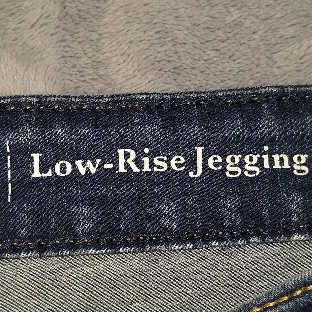 Signature Levi Strauss‎ Low Rise Cuffed Stretch Denim Jean Shorts Womens Size 27